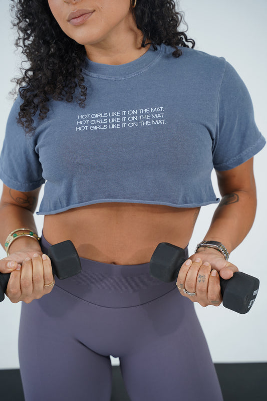 HOT GIRLS MINI CROP