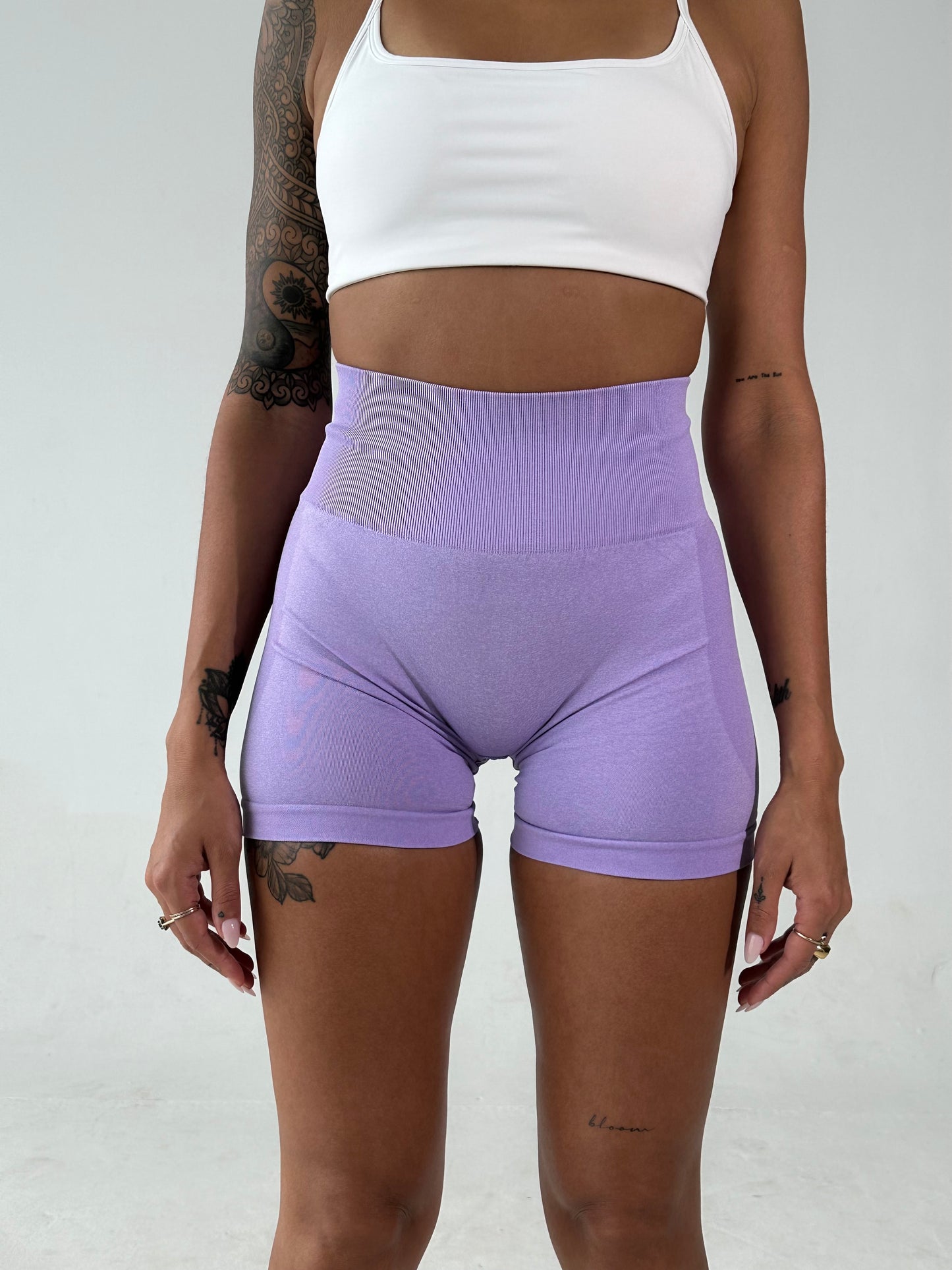 Motion Seamless Shorts- Lavendar