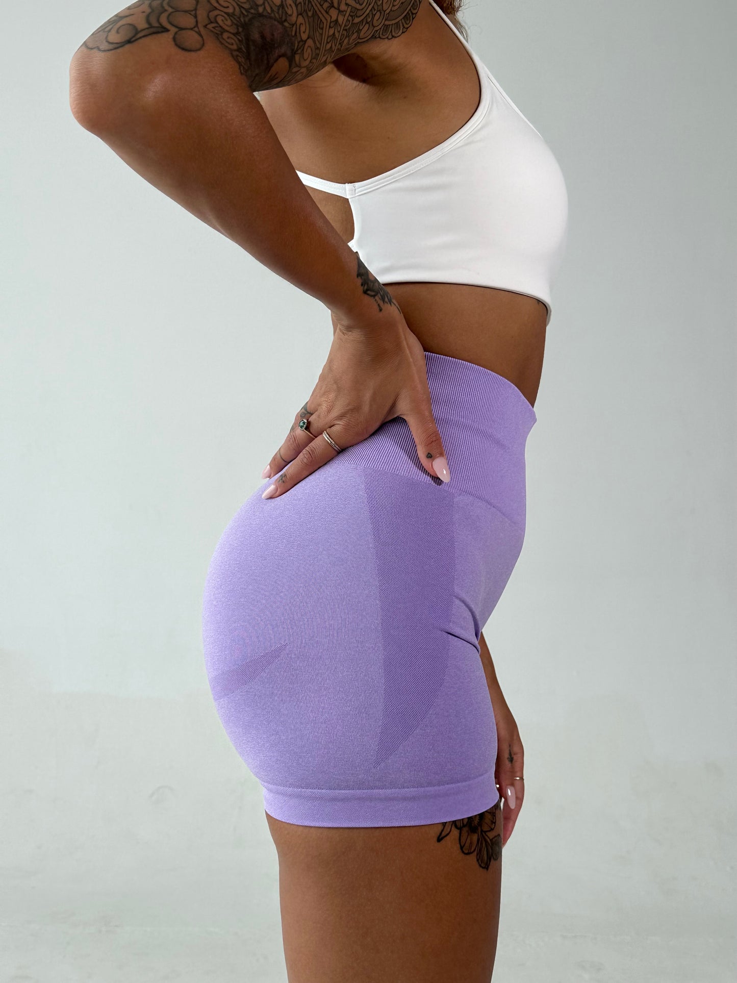 Motion Seamless Shorts- Lavendar