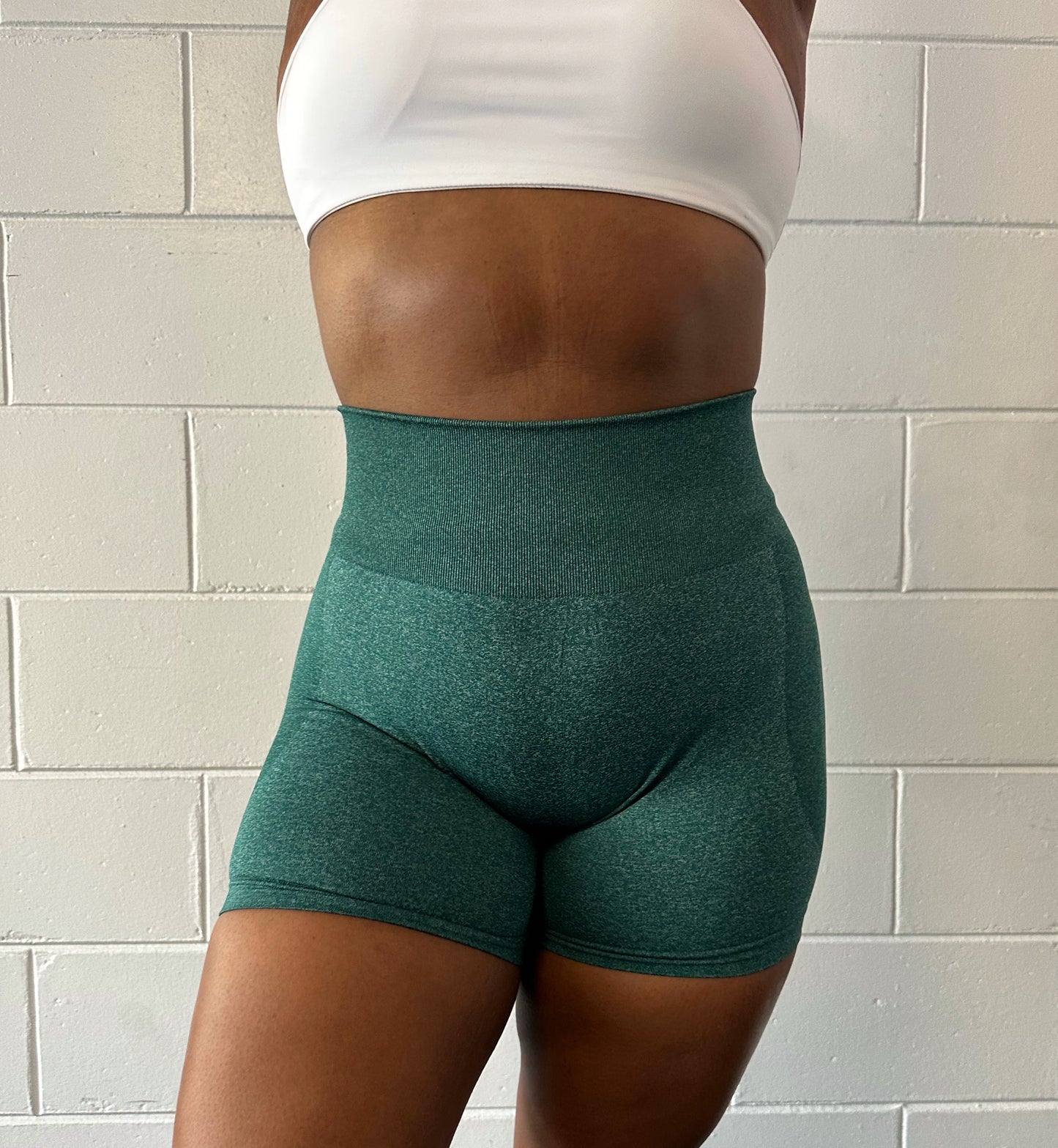 Motion Seamless Shorts- Emerald