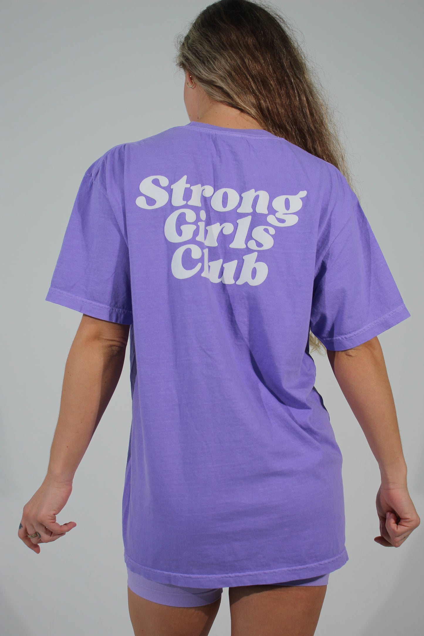 STRONG GIRLS CLUB