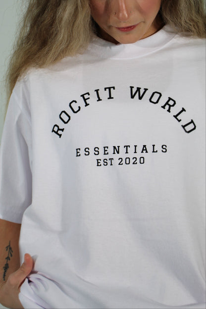 ESSENTIALS TEE