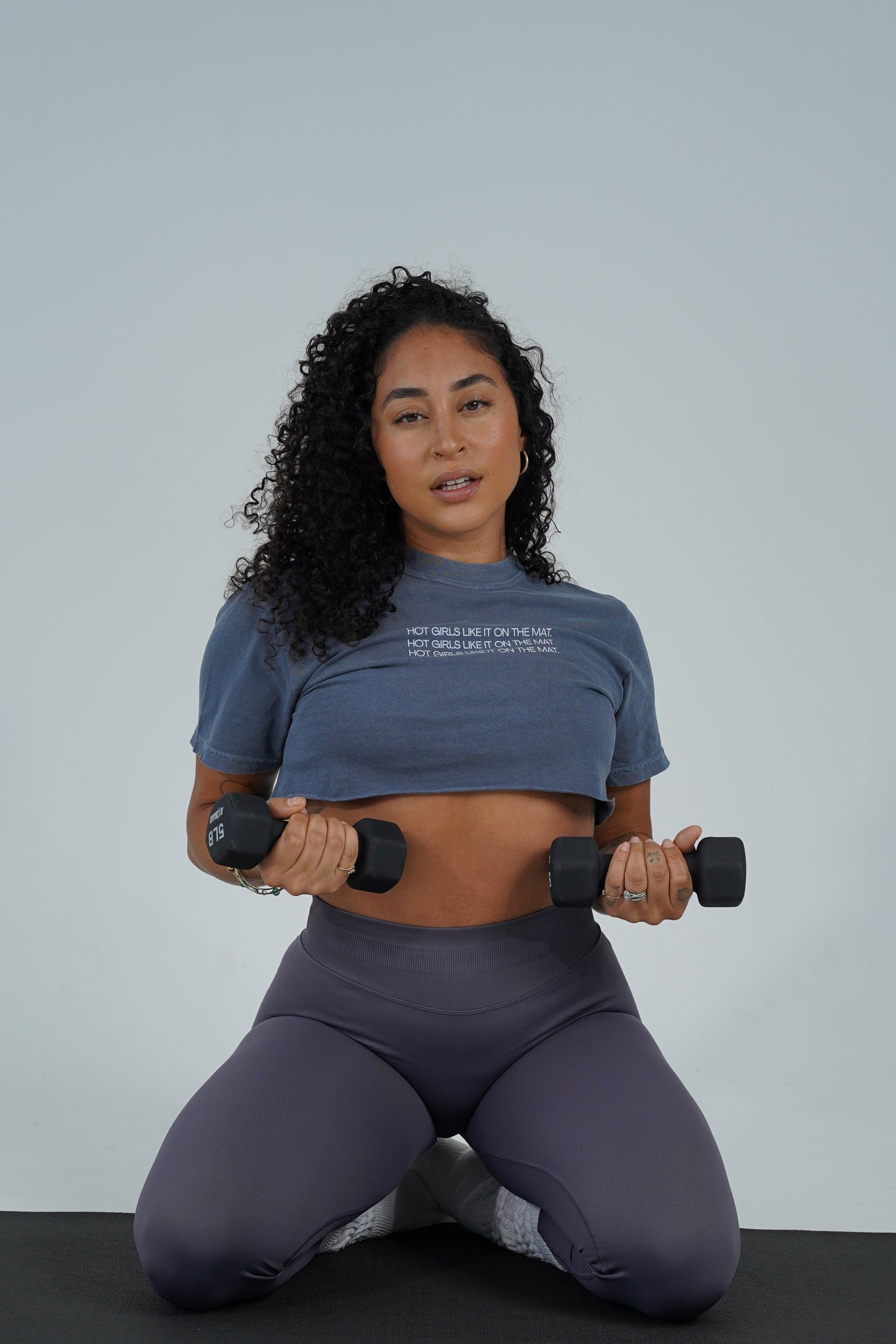 HOT GIRLS MINI CROP