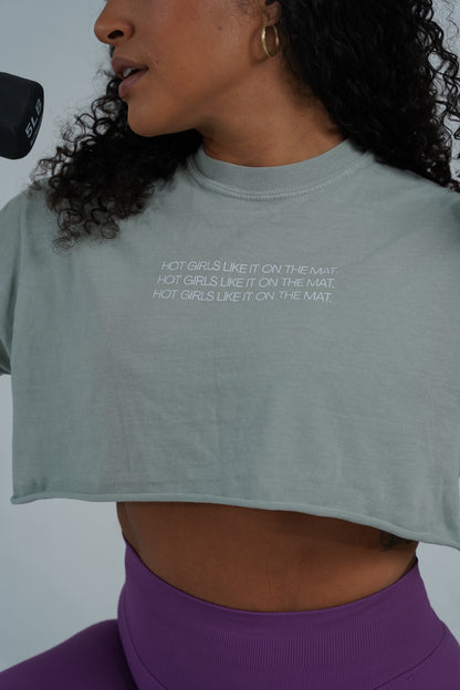HOT GIRLS MINI CROP